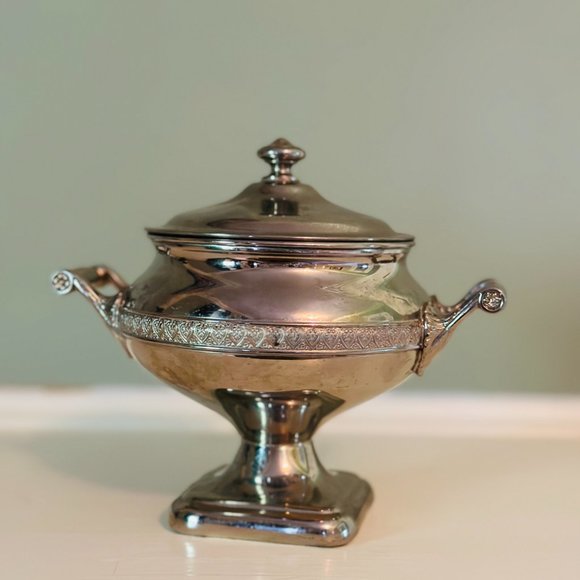 Vintage Manning-Bowman and Company MB Means Best Sugar Bowl with Lid - Picture 12 of 16